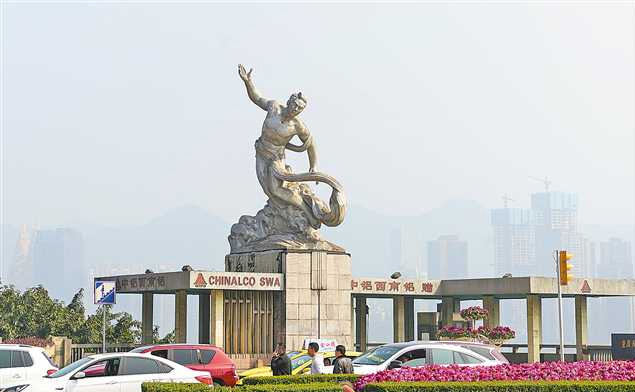 重庆长江大桥雕塑《春·夏·秋·冬》